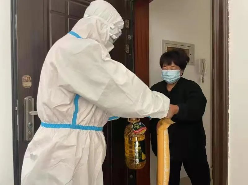 【在知爱建做表率】“疫”线践初心贴心解“兵”忧--黛溪街道扎实推进疫情期间常态化联系退役军人工作