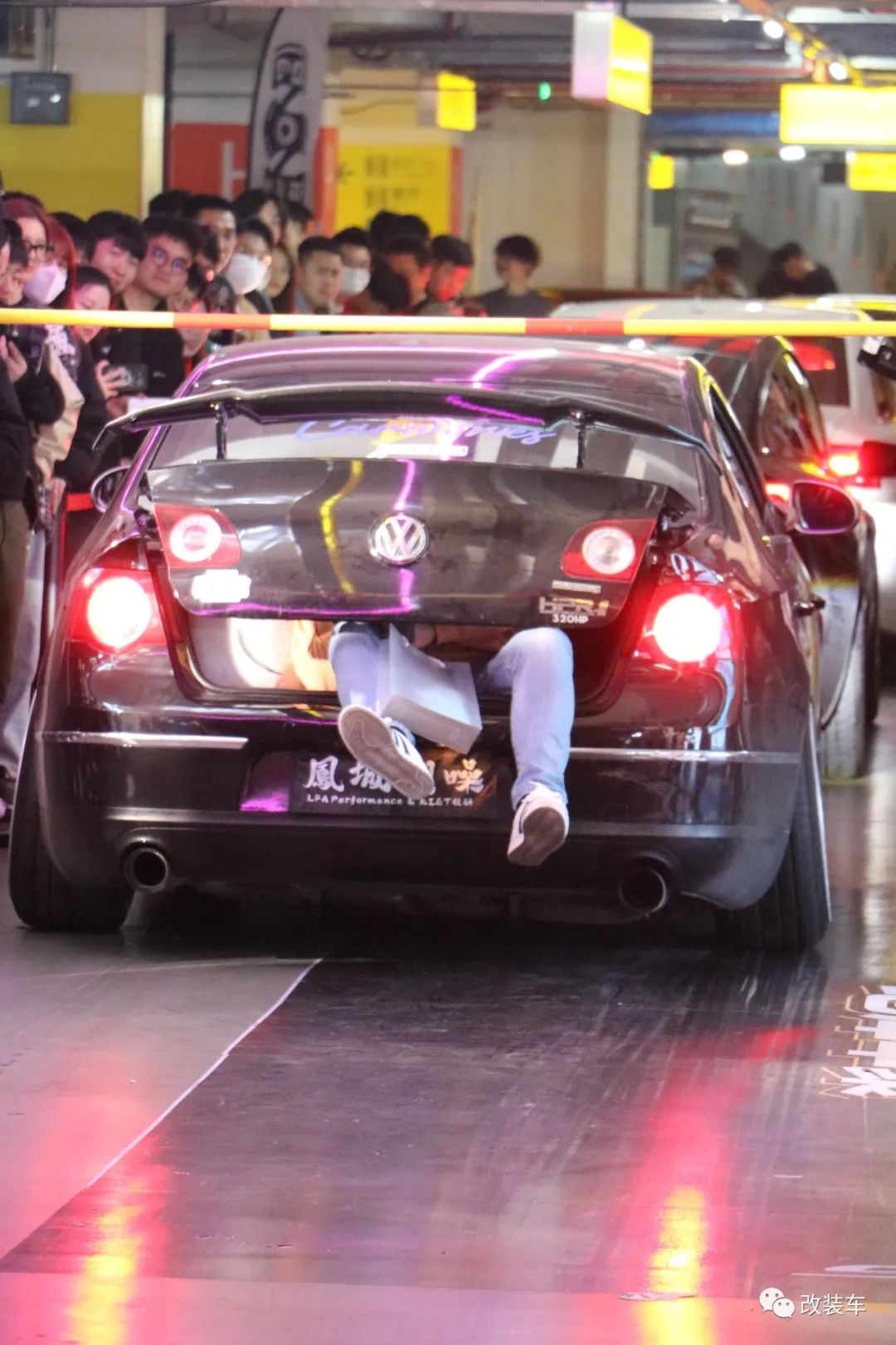 迈腾耍帅,大众迈腾耍帅视频