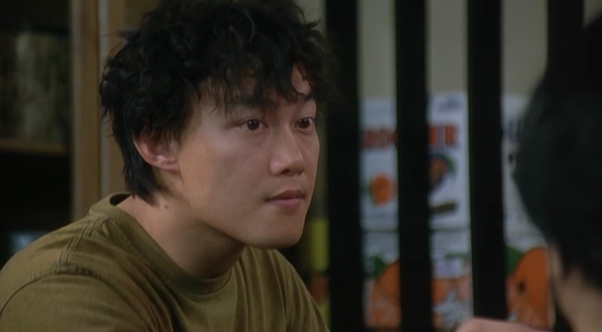 摘皇家*徽警**，无误差手表，放5次烟花，8部细节拉满的回归题材电影