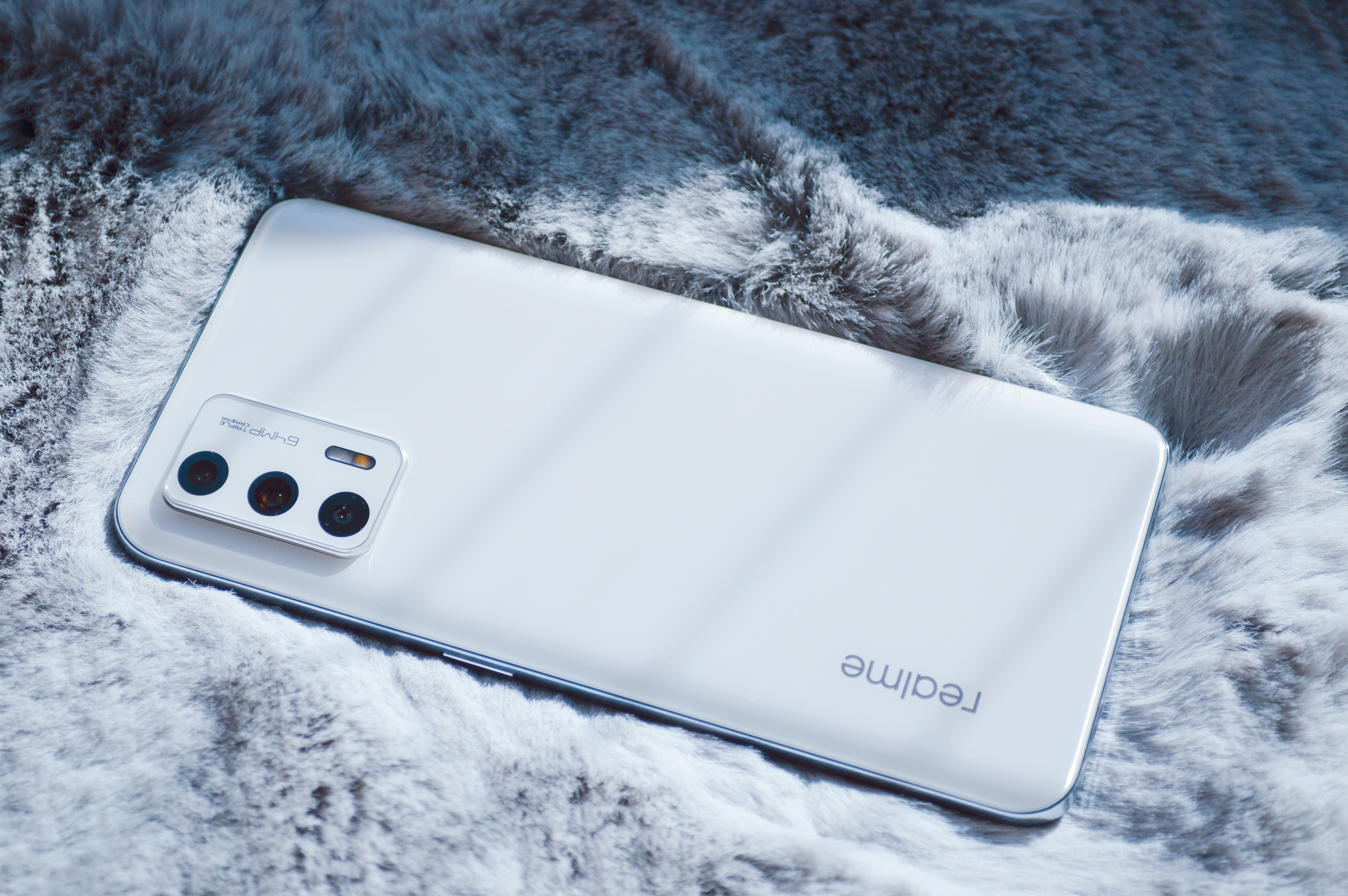 2022给父母手机推荐3000以内,一千左右哪一款手机值得推荐