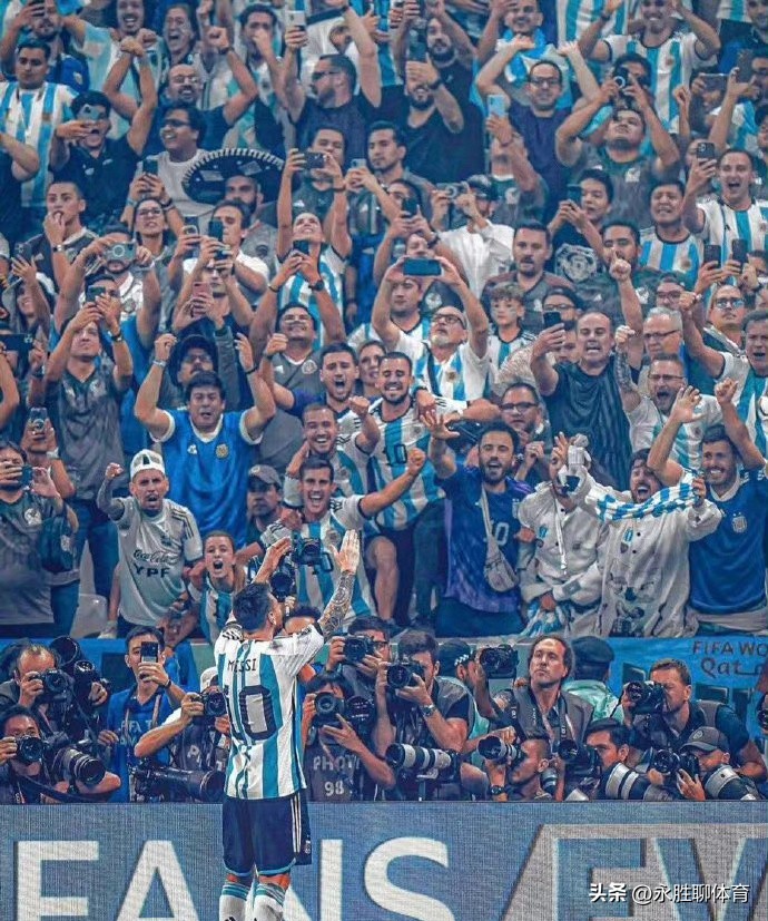 阿根廷对墨西哥梅西带球,阿根廷队梅西决赛凌空抽射