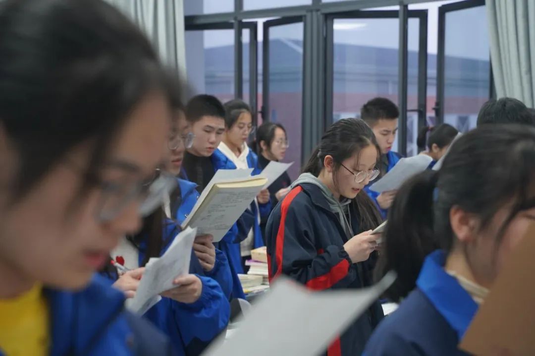 德清求是高中的学生,浙江省德清县求是高中