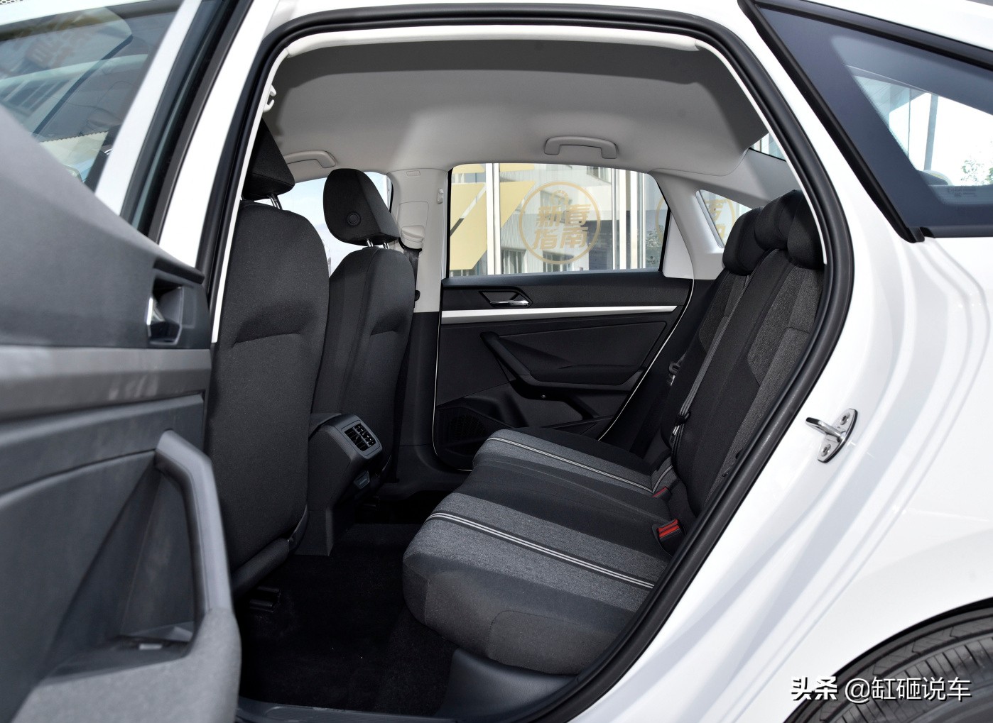 12万大众朗逸什么样,12万左右大众朗逸轿车推荐