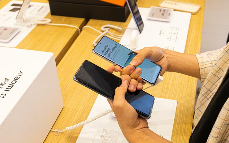 小米手机全面对标苹果,小米最新和苹果类似的手机