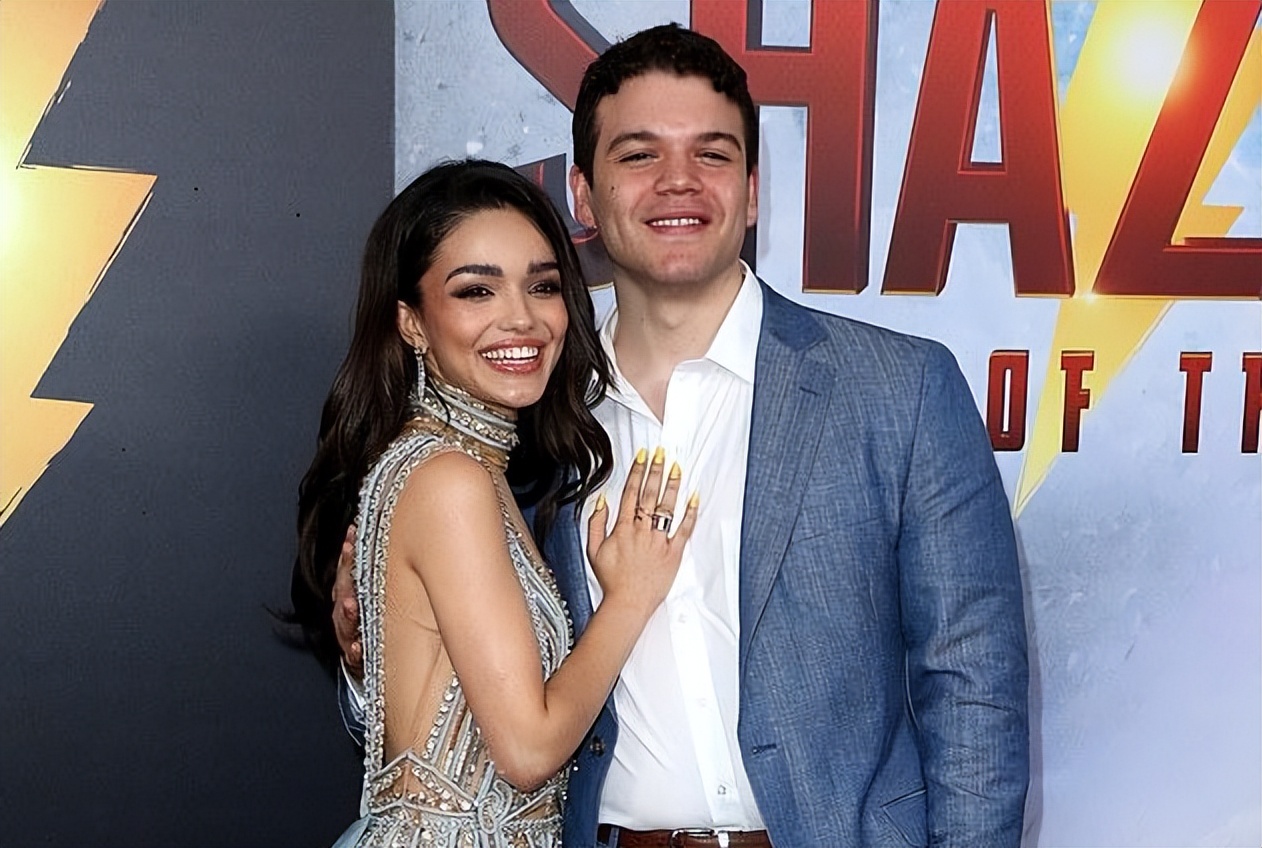 歧视、骂街、删评，这“黑雪公主”终于翻车了！