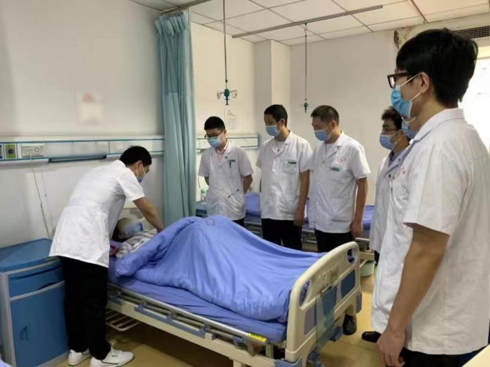 医院开展腹腔镜下新手术,腹腔镜下的手术步骤是