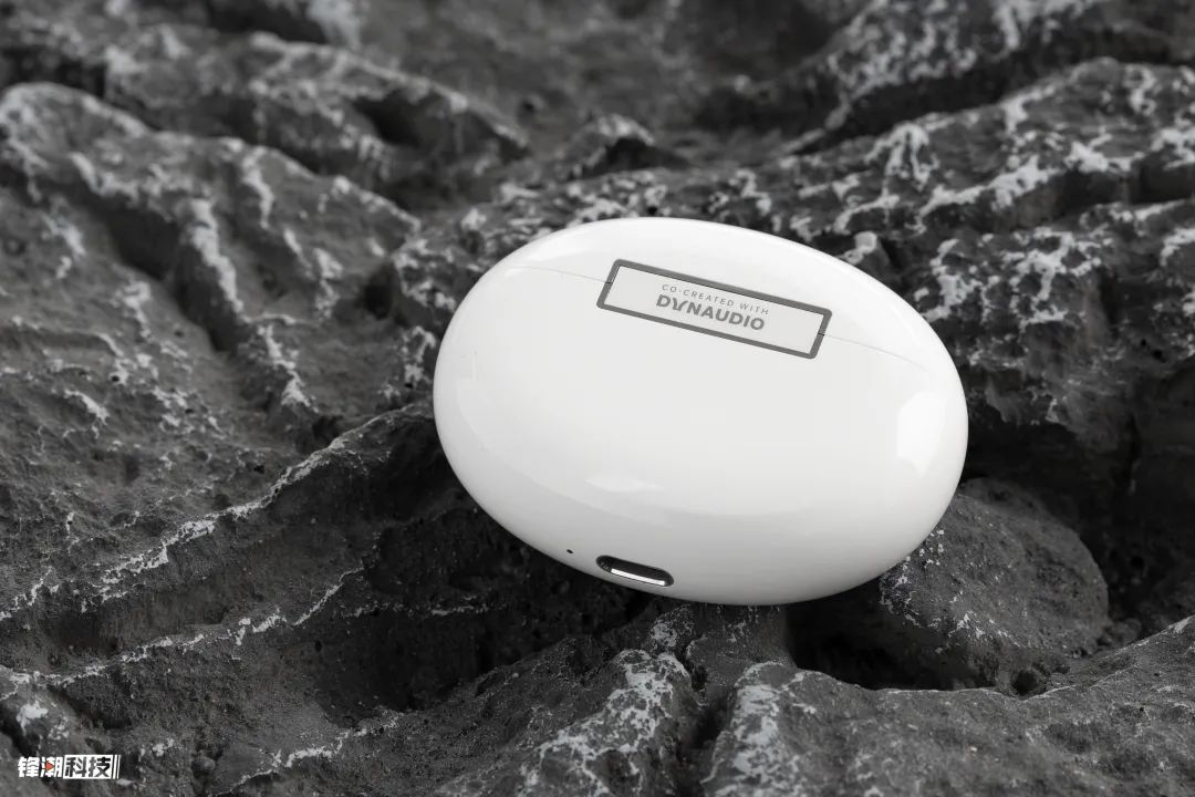 oppoencox2和苹果airpodspro,oppoencox2与airpods