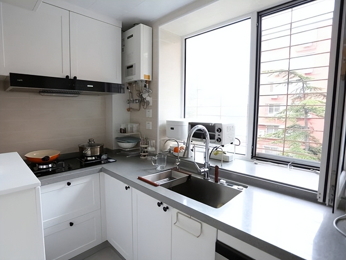 厨房飘窗漏水最佳补漏方法,厕所和厨房漏水怎样补漏