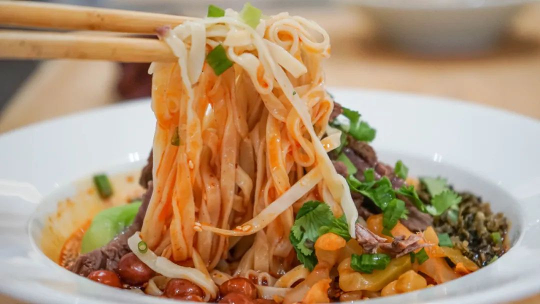 开一家餐饮店需要注意哪些事项,开一个餐饮店首先要了解哪些方面