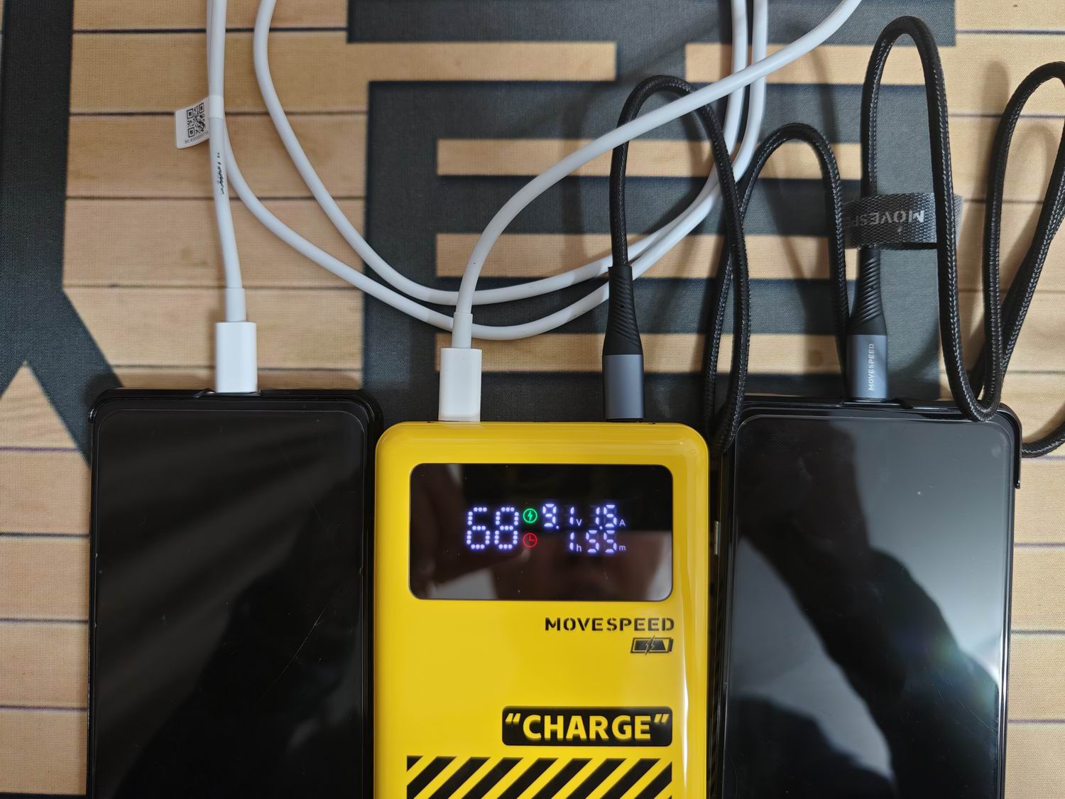 移速双向快充移动电源10000毫安,移速能量星移动电源