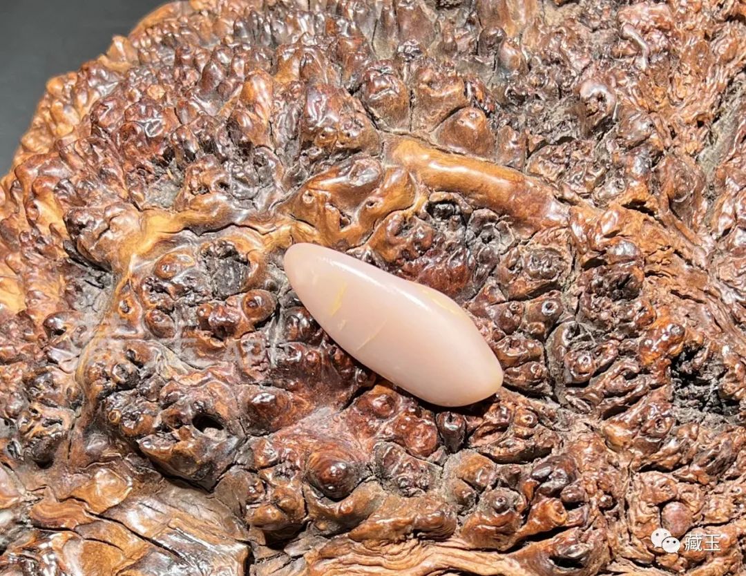 假桃花优点缺点,如何挑选桃花玉