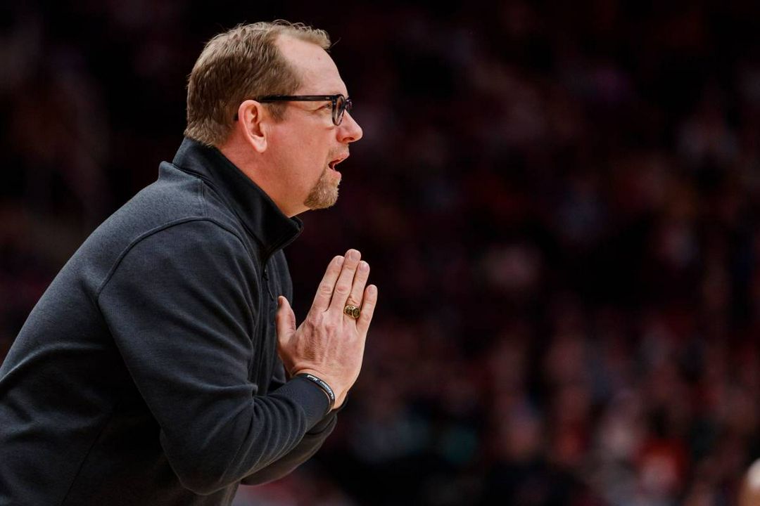 nba历史上最接近0:3翻盘的球队,nba总决赛1比2落后拿冠军的球队