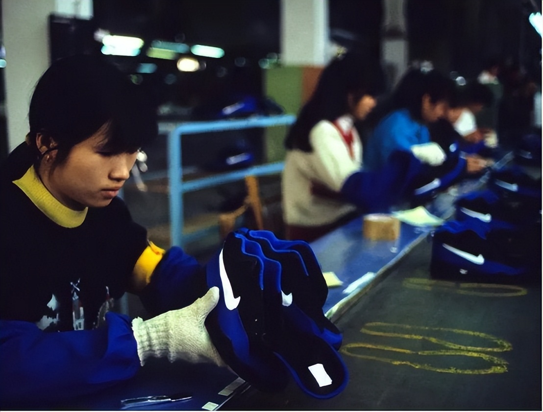 耐克难追失去的中国市场：代工厂裁员不是尽头，打折去库存求生