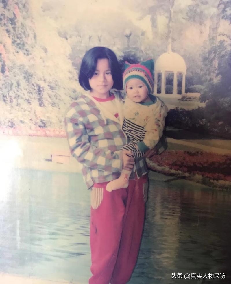 90后女孩放弃工作摆地摊月入9万,浙江女孩辞职摆地摊月入9万