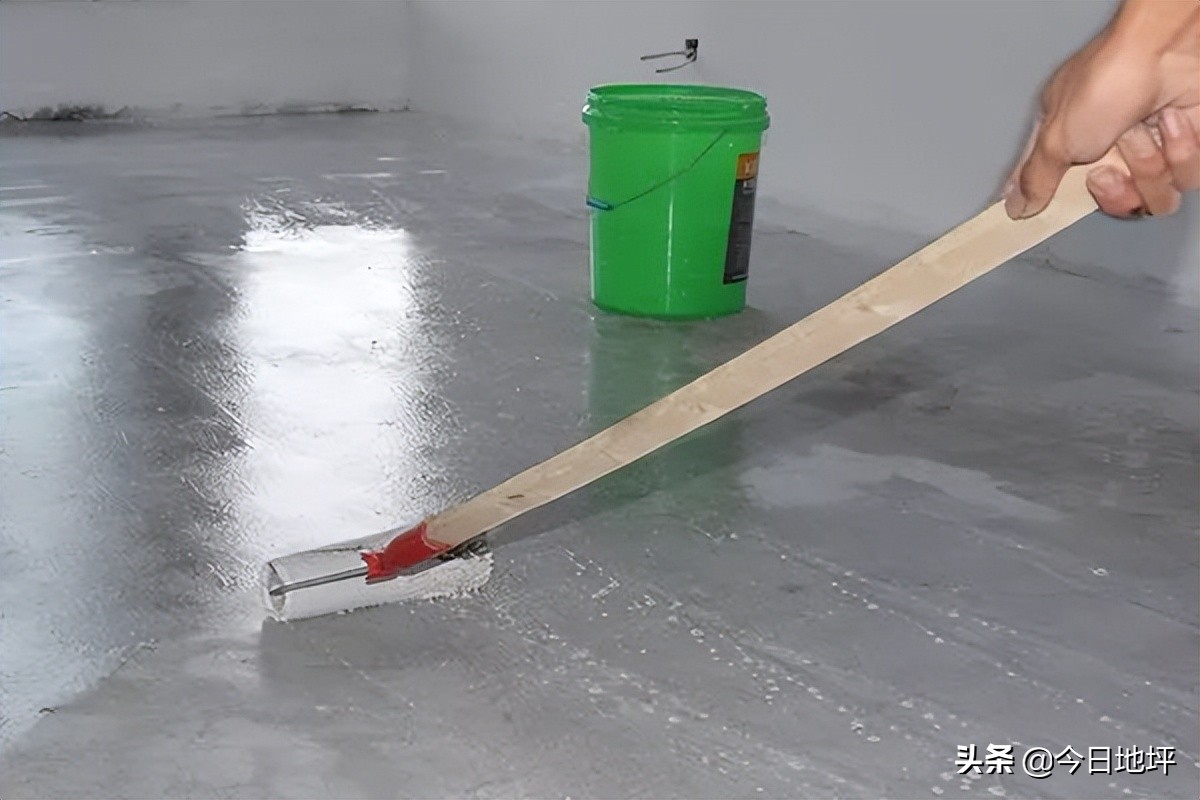 水泥基自流平开裂空鼓是怎么回事,自流平空鼓开裂对贴地板有影响吗