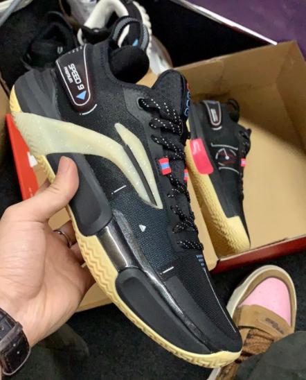 李宁新品！闪击9多配色曝光，新拖鞋太帅了，驭帅16低帮也来了