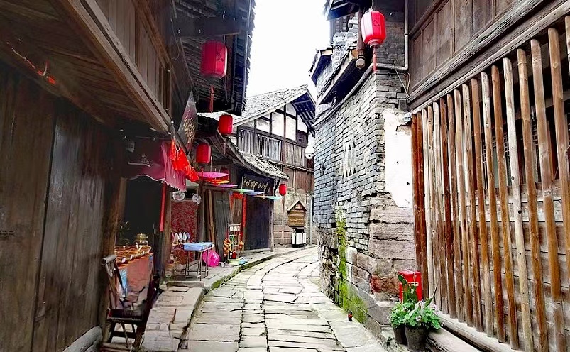 重庆比较冷门又好玩的古镇,浙江十大冷门古镇排行榜