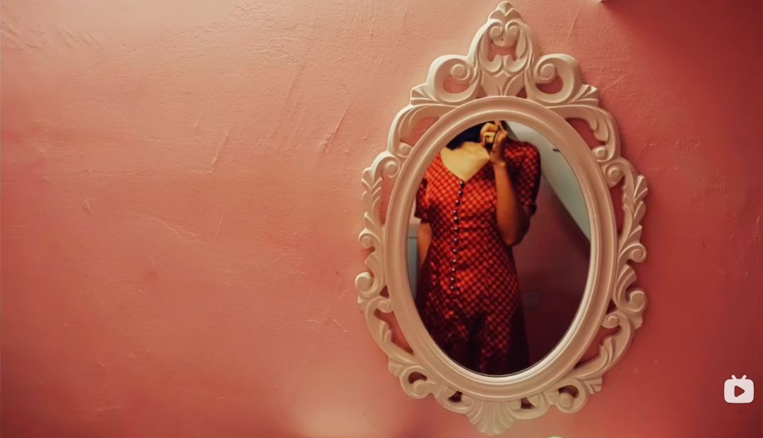 我是秋水，一个失业博主、丧逼青年