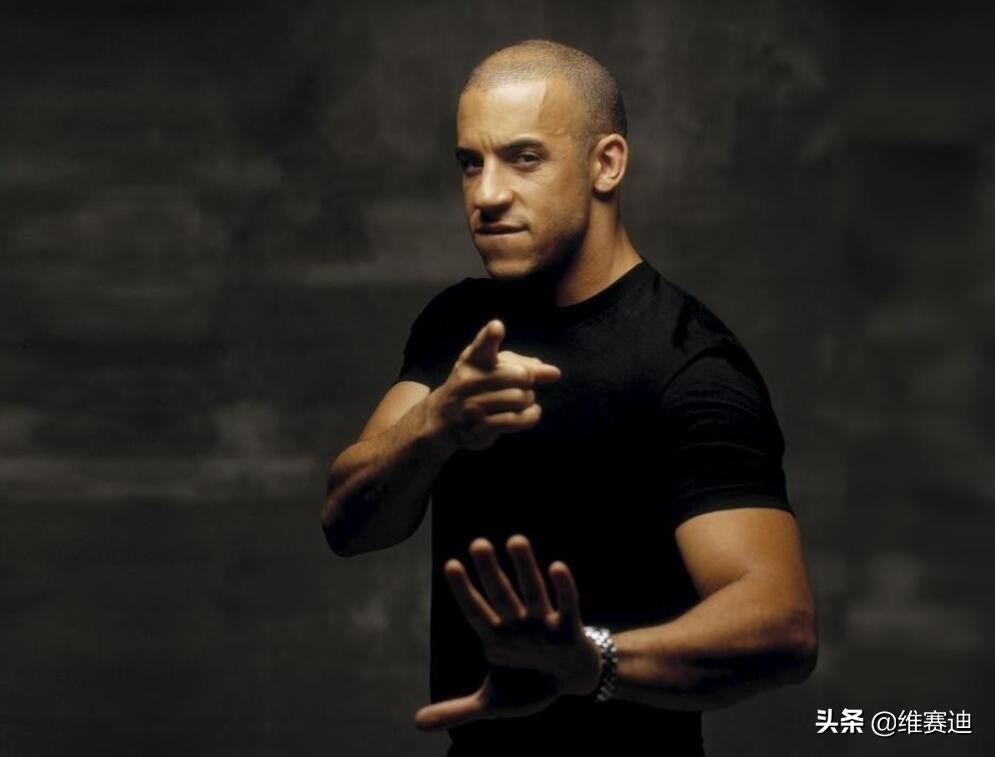 范·迪塞尔为何人称“家人侠”？消费保罗9年，网友们都看不下去了