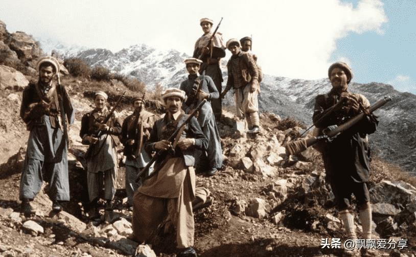 30张真实又罕见的老照片，阴毛假发工作者，我怀疑他用错地方了