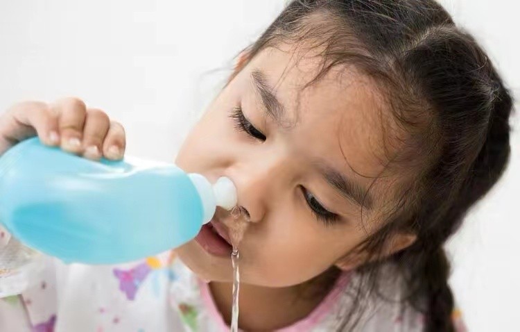 止咳糖浆致儿童死亡,喝止咳糖浆小孩死的新闻