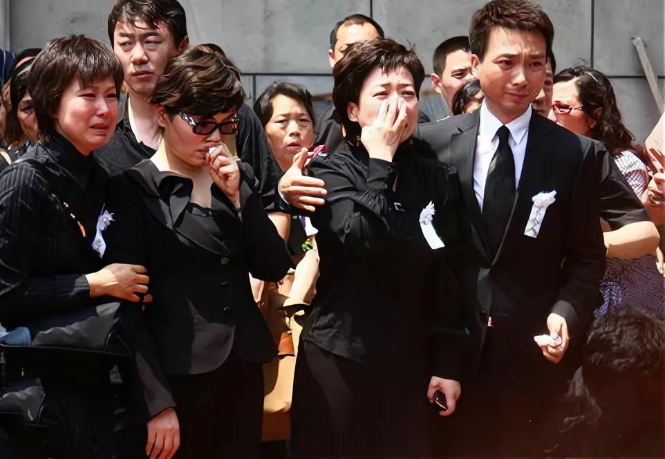 罗京去世前医院里的视频,罗京患癌住院花了多少钱