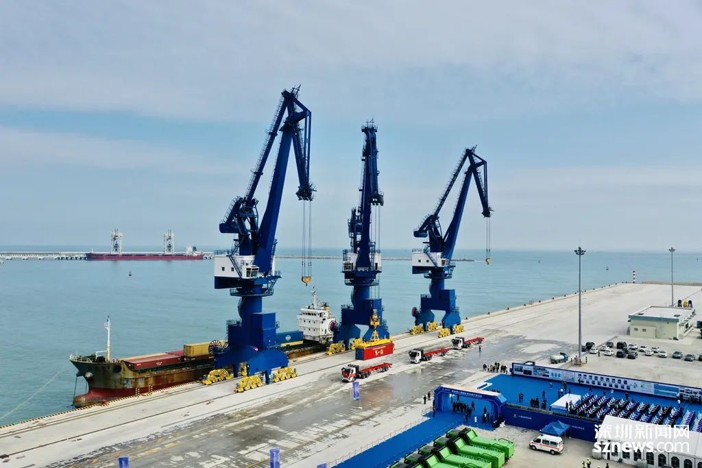 从深圳山寨工厂到华为，互联网遇到制造业，中国智造的下一个乐章