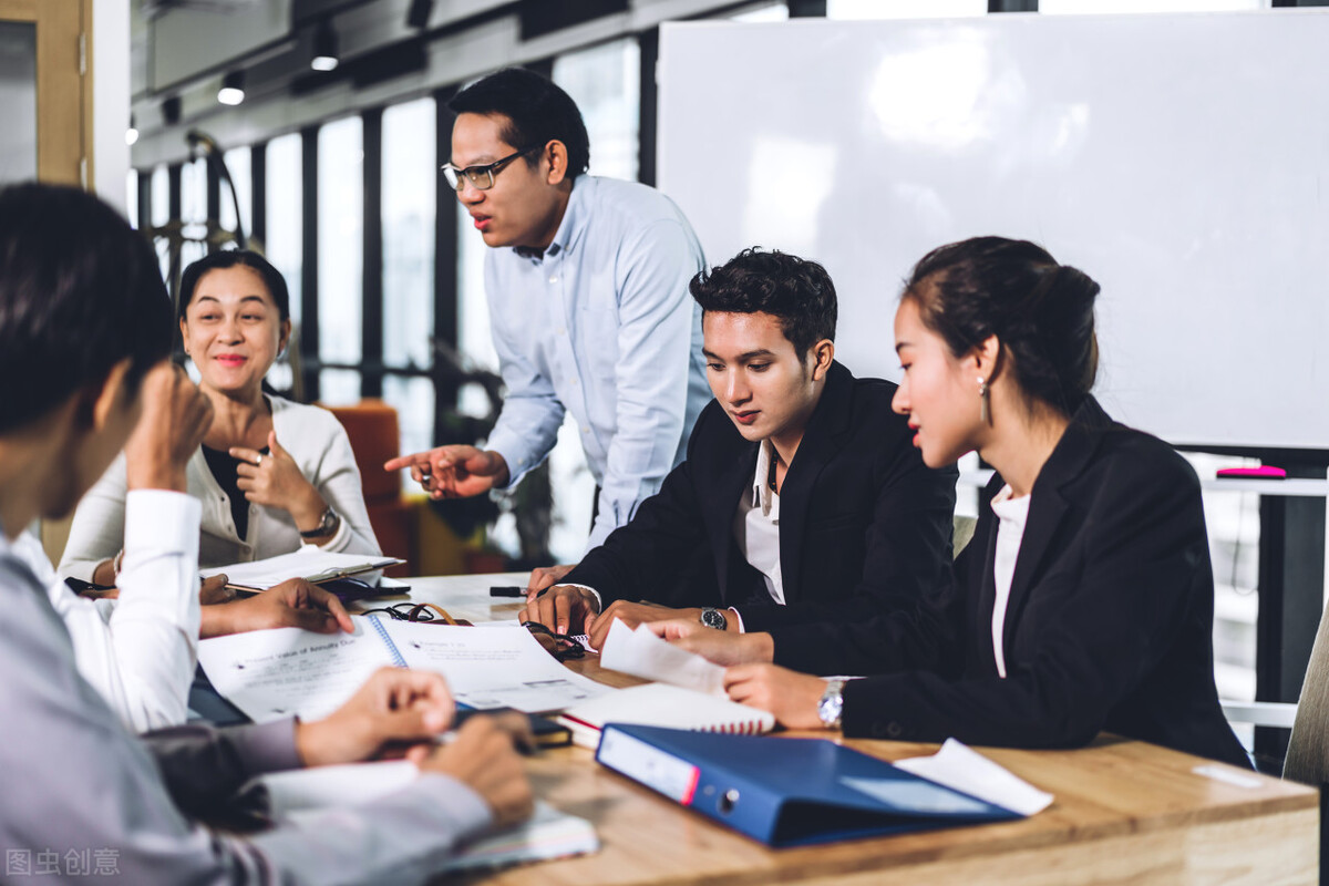 现在什么餐饮行业适合年轻人创业,餐饮行业创业这十步你准备好了吗