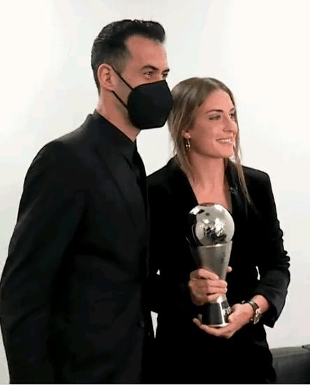 女足第一人孙雯王霜,世界足球小姐孙雯和王霜什么关系