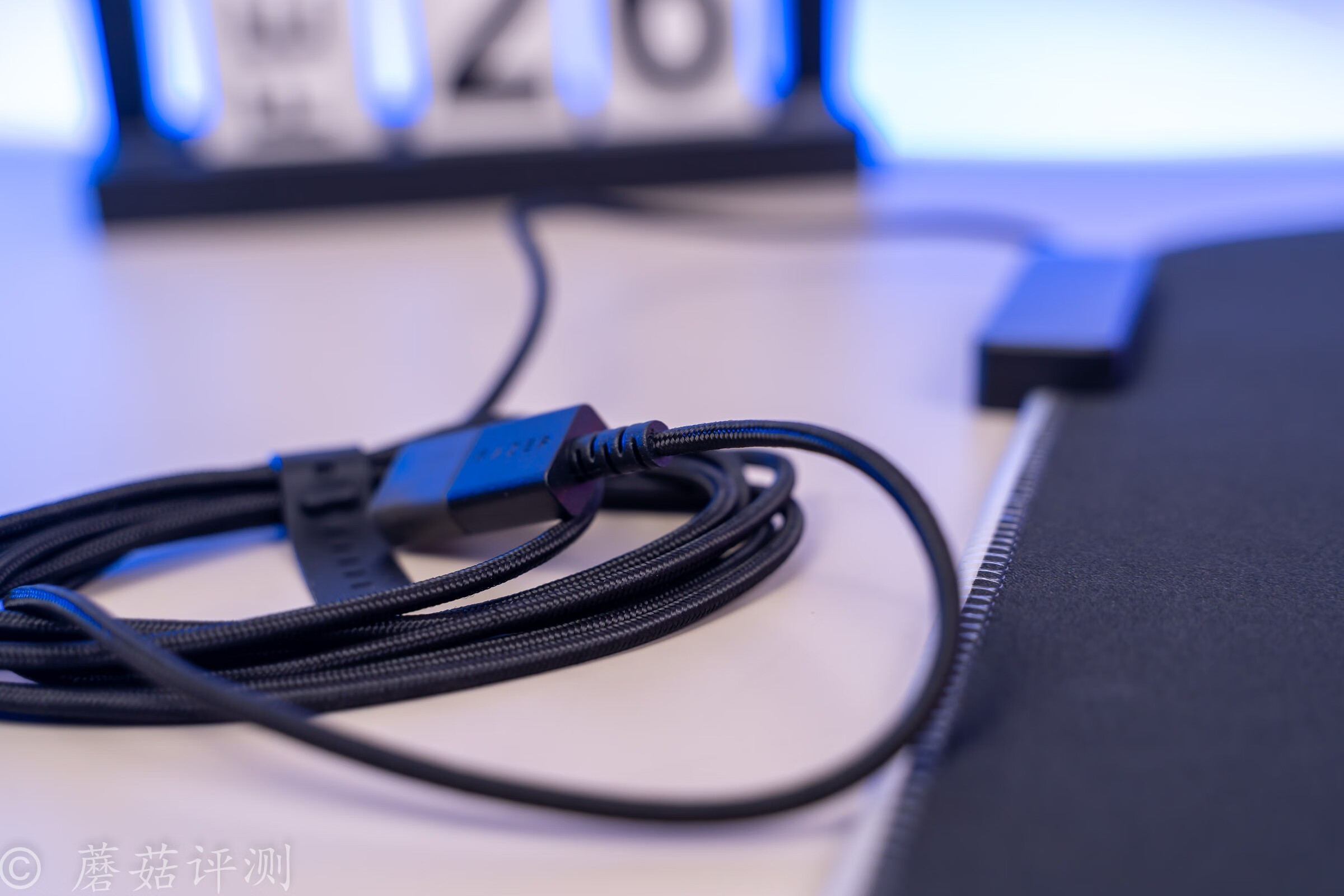 雷蛇重甲虫幻彩版鼠标垫不够丝滑,雷蛇razergigantusv2鼠标垫