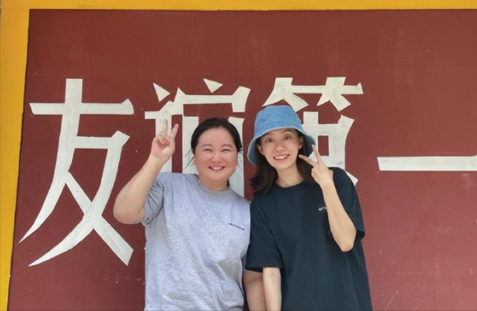 贾玲减肥前后的对比照片,贾玲减肥近照曝光