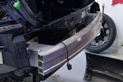 铝合金轻量化车身,铝合金刚性很好