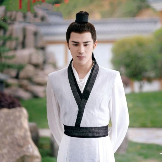 盘点那些长脸的男星,国内被嘲笑鞋拔子脸的男星