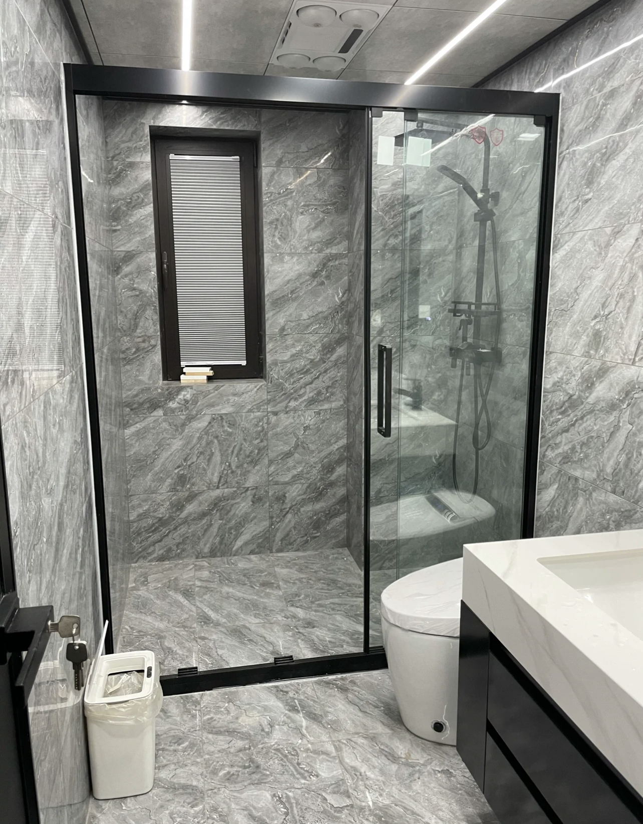 淋浴房为什么不建议用大理石,为什么不建议买钻石淋浴房