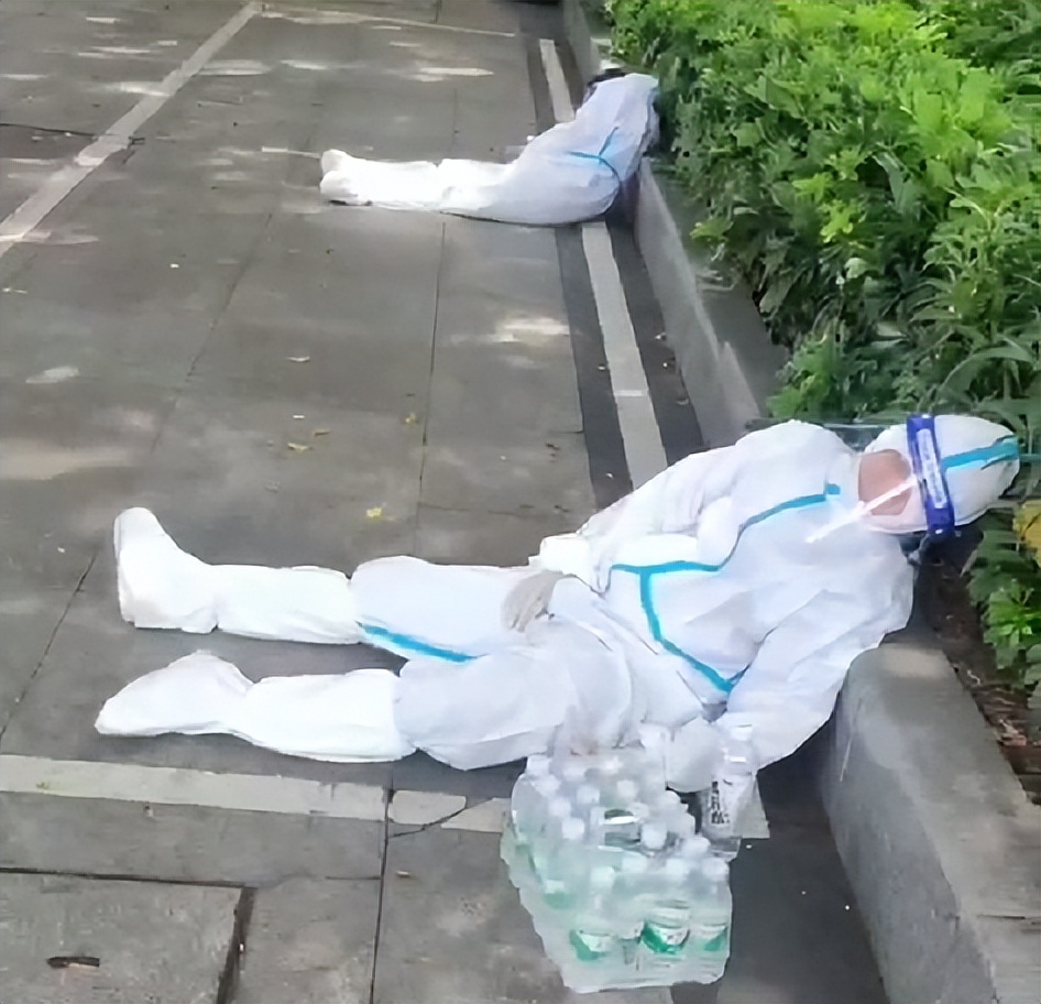 【致敬,高温下的坚守!】无惧“烤”验,广西公安坚守“疫”线