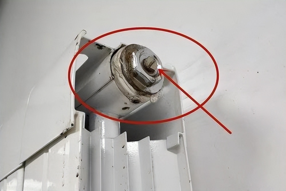 暖气停后水如何处理,停暖了暖气漏水怎么办