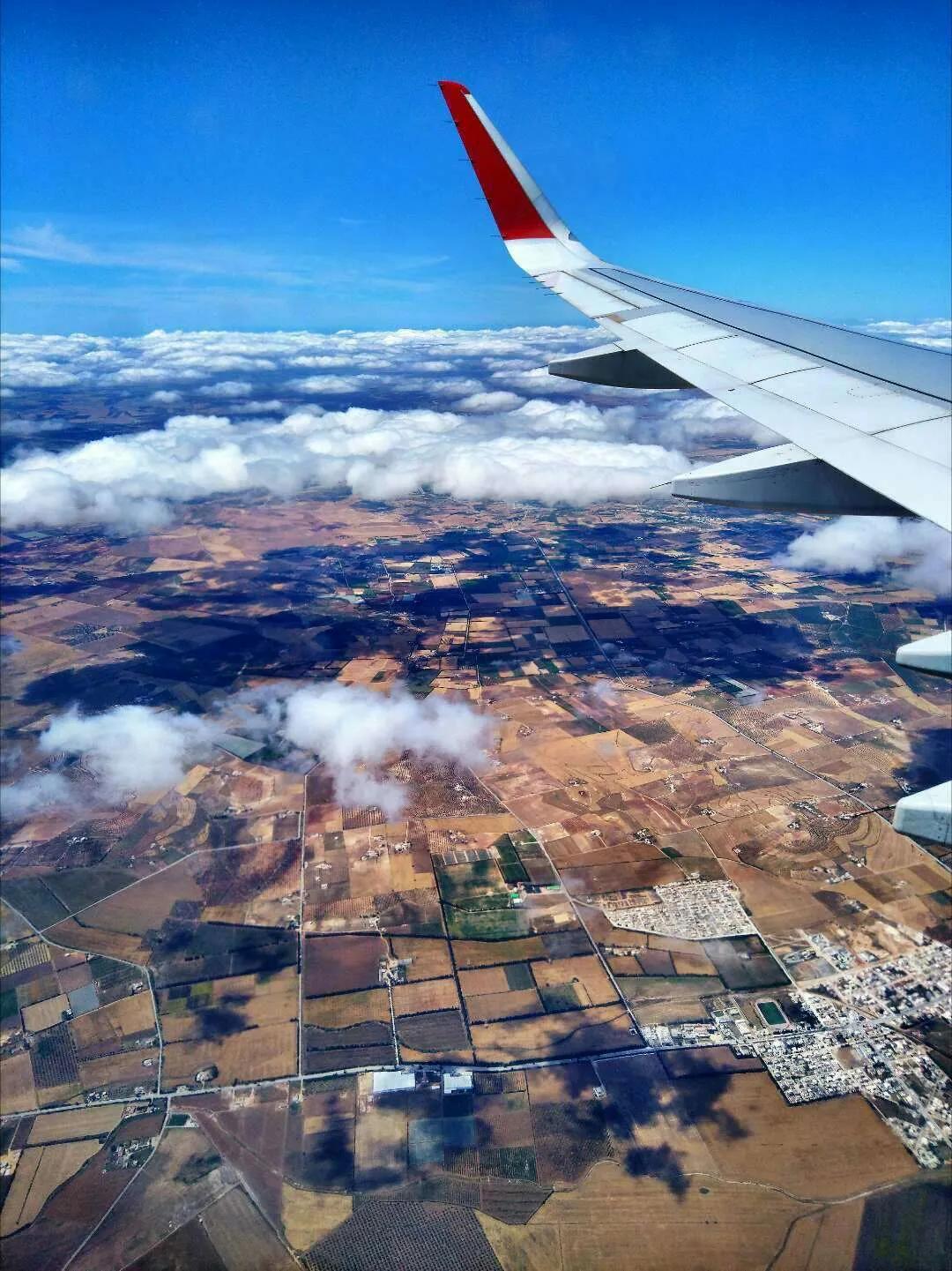 国外旅游带什么手机,在国外旅游可以玩多久手机