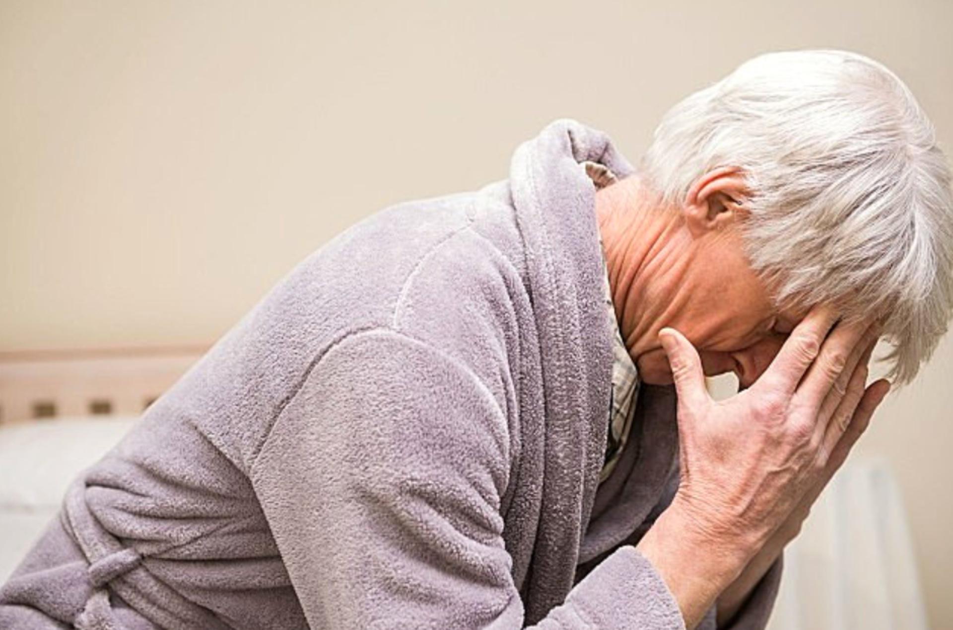 糖尿病患者出现视力模糊是怎么回事？如何应对？早了解早预防