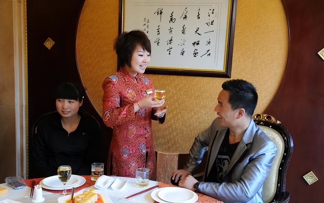 遇到领导敬酒该怎么办,领导敬酒我不喝该怎么办