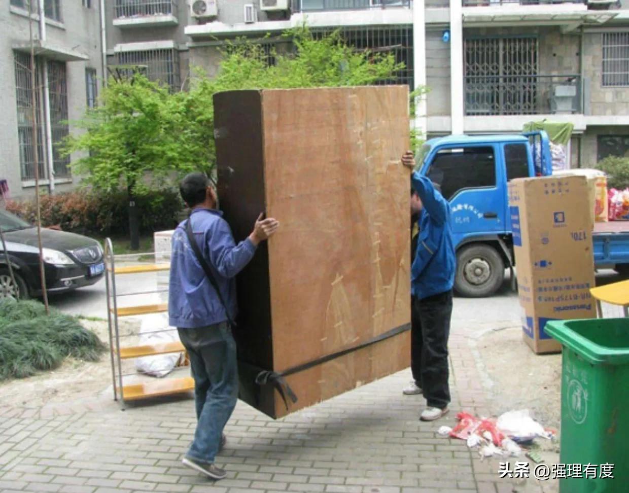 房东要求搬家不退押金怎么办,房东找茬让搬家不退押金