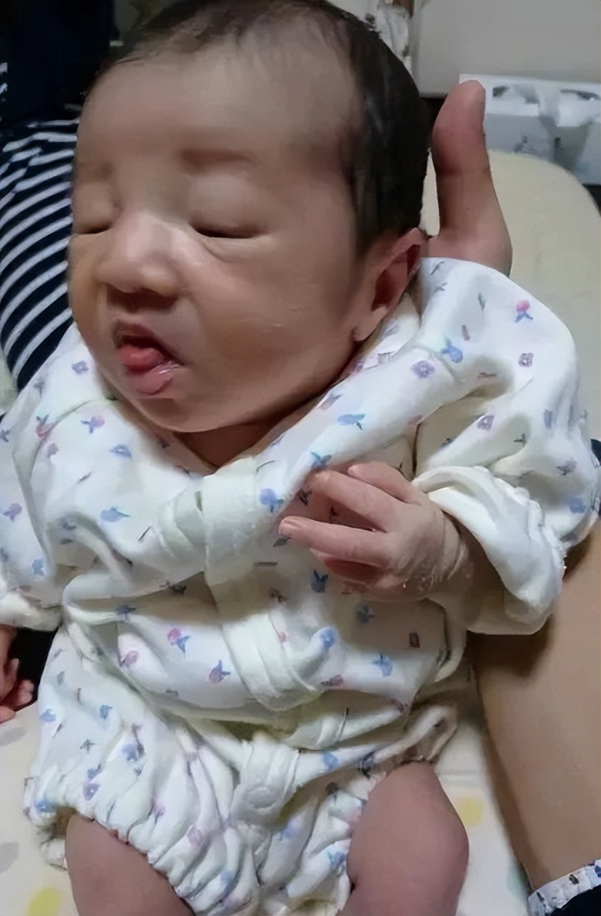 日本拍孩子丑照大赛,日本最丑选美大赛