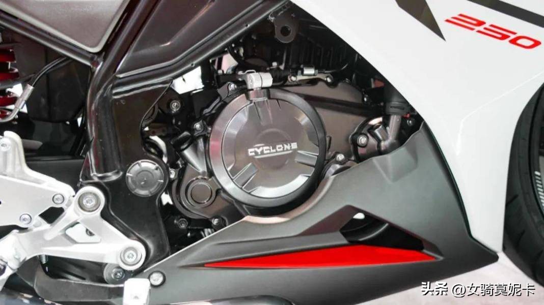 赛科龙rc250和春风250哪个省油,赛科龙rc250和钱江赛250怎么选