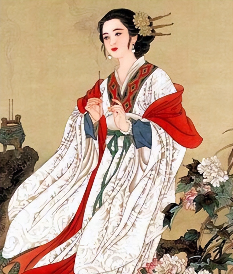 李白仅一句诗道尽杨贵妃倾国容颜,李白为杨贵妃一口气写的三首诗