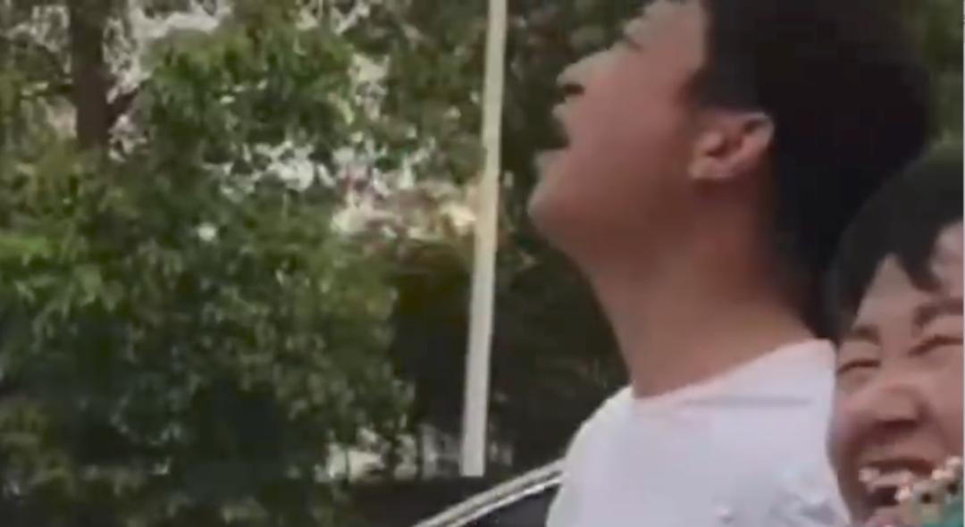 余秀华谈遭男友家暴后续,余秀华遭男友家暴视频