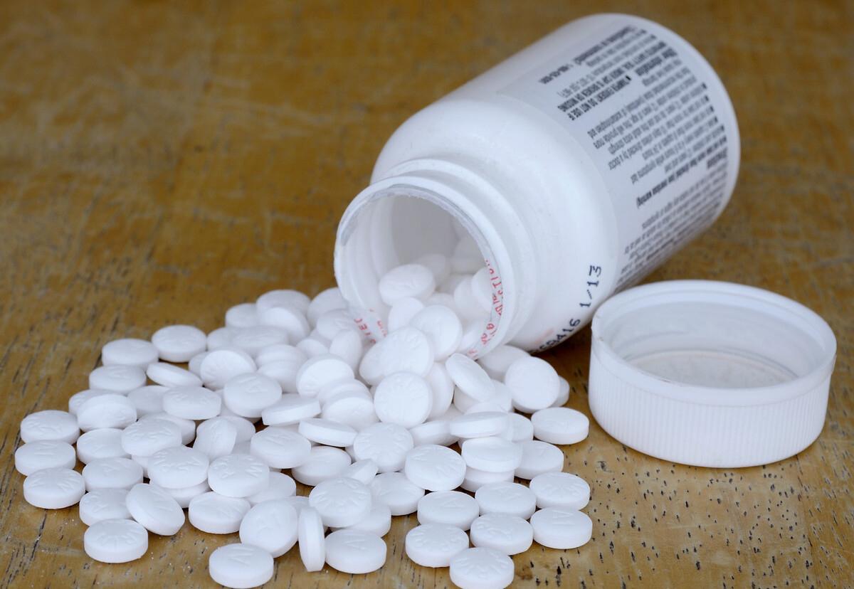 洗头加一片阿司匹林会有什么效果,阿司匹林洗头会掉头发吗