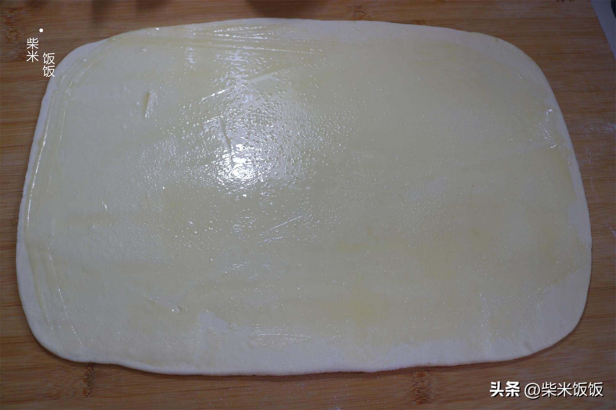 外面酥酥的里面糯糯的紫米饼做法,怎么才能做出酥脆入口即化的米饼