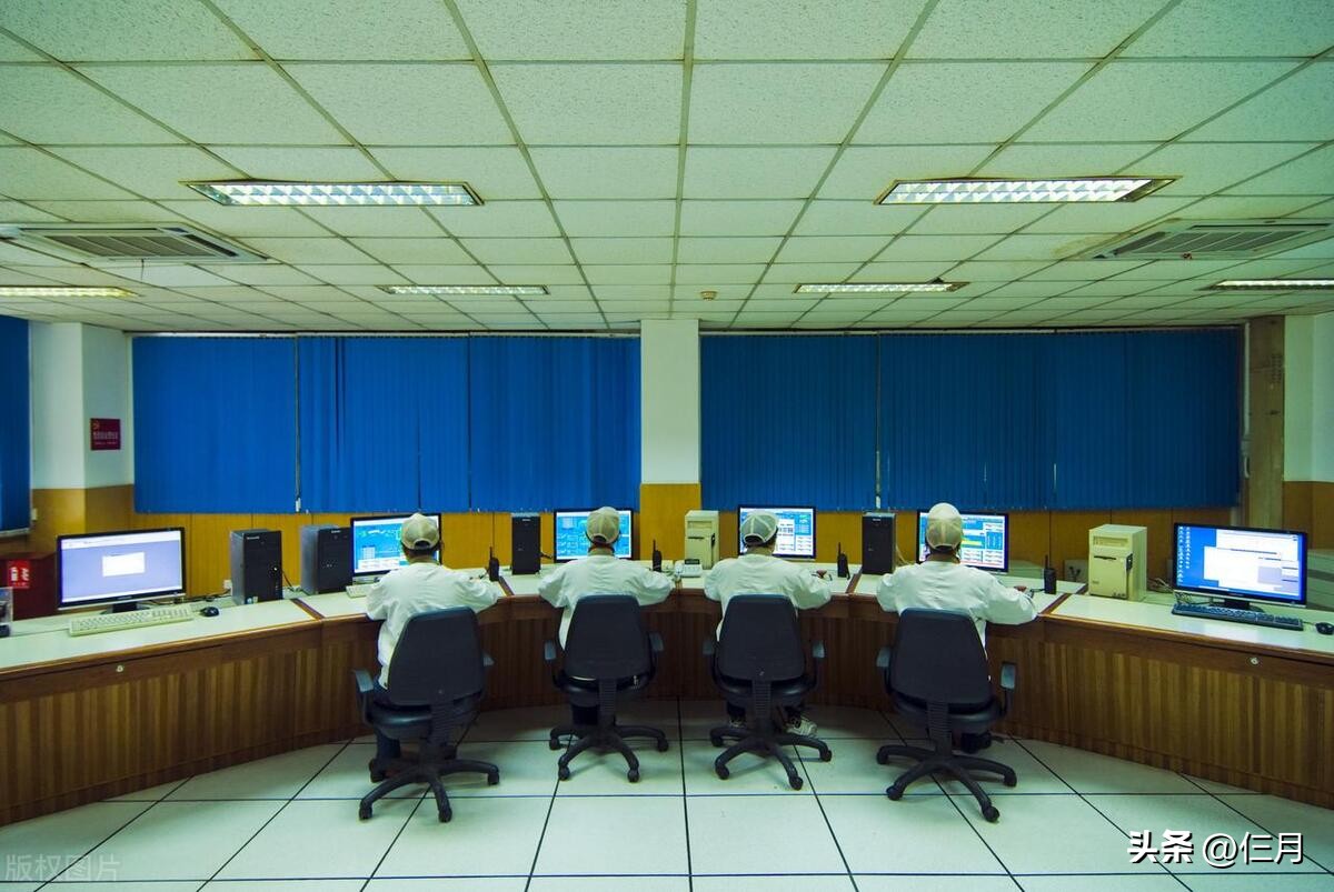 工厂流水线工人的辛酸,工厂人手不够老板也不招人