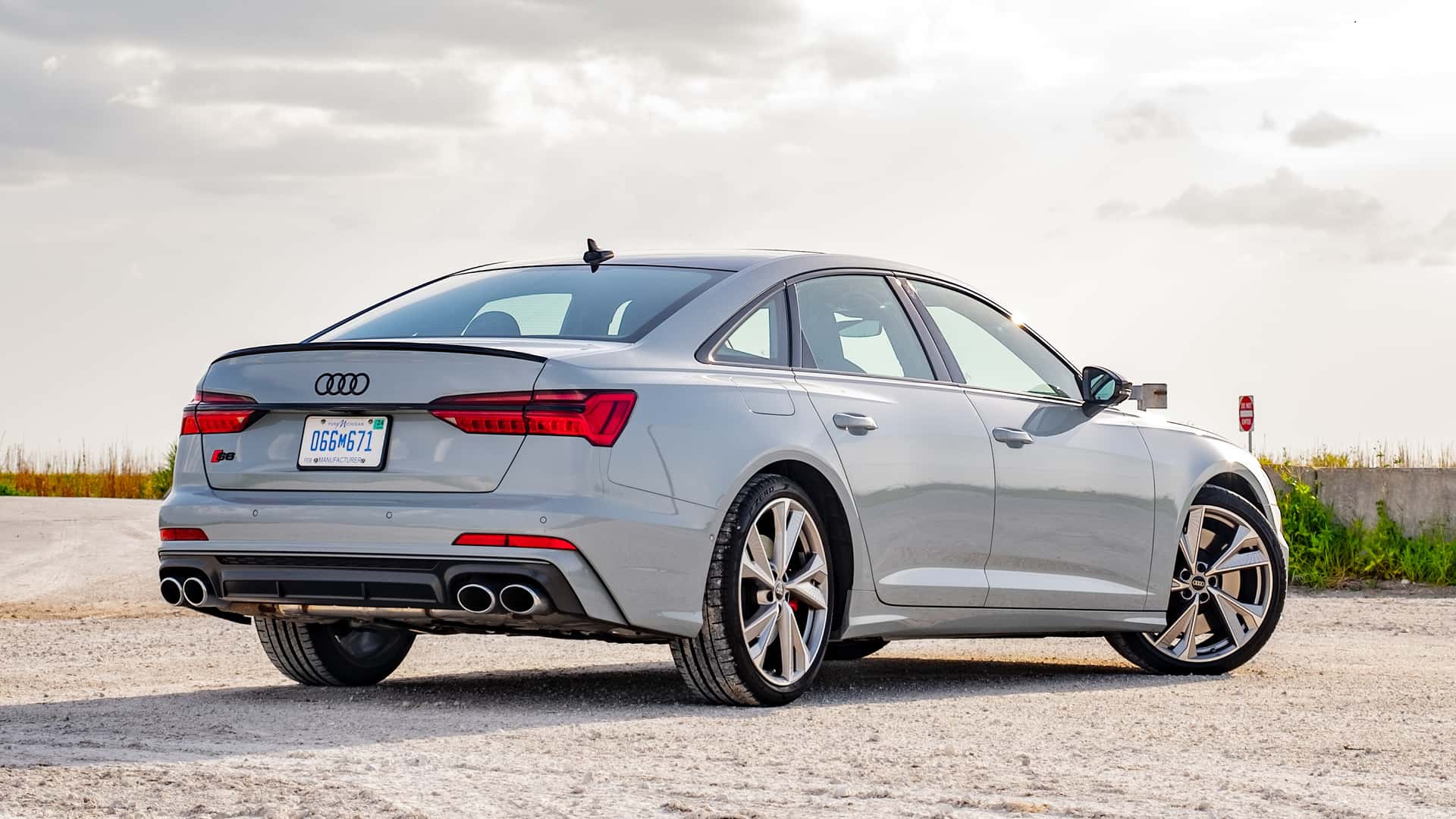 被低估的低调车,2024年老款奥迪s6还值得买吗