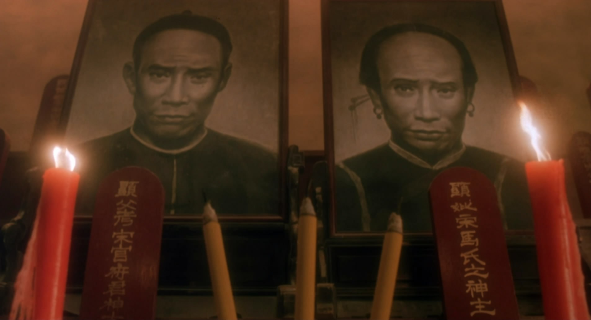 周星驰擦眼泪的细节,解读周星驰的审死官