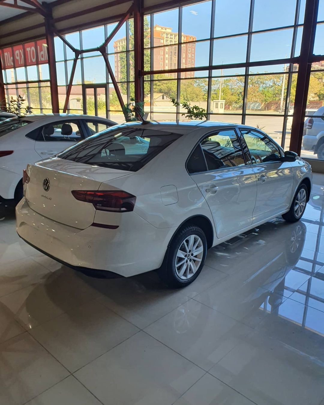 全新大众polo三厢换装1.5t发动机,09款大众polo置换桑塔纳经典